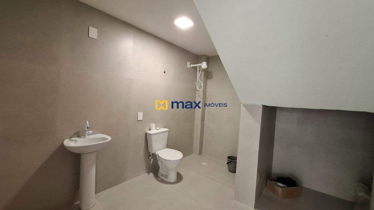 Casa Comercial para aluguel no Centro: Banheiro Sala 1