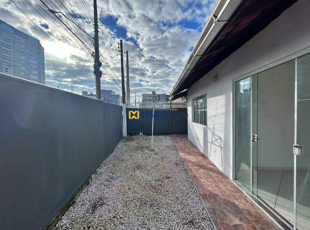Casa para aluguel no São Pedro: 