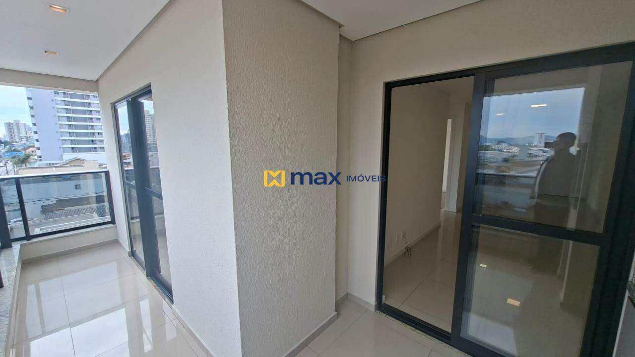 Apartamento para aluguel no São Judas: Sacada