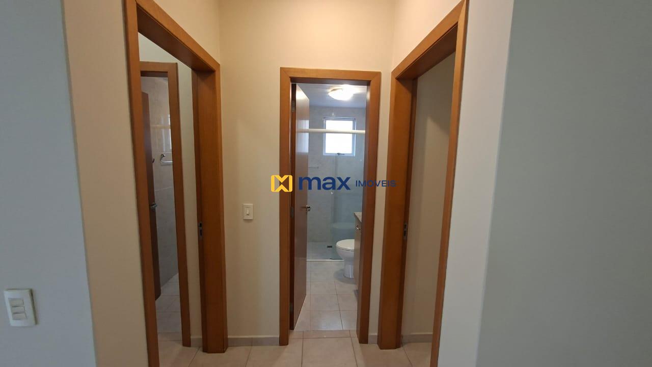 Apartamento para aluguel no Centro: Hall dos Quartos