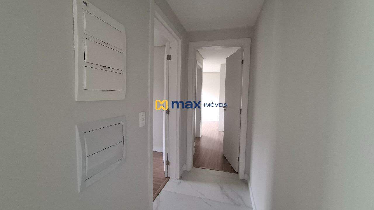 Apartamento para aluguel no Ressacada: Corredor