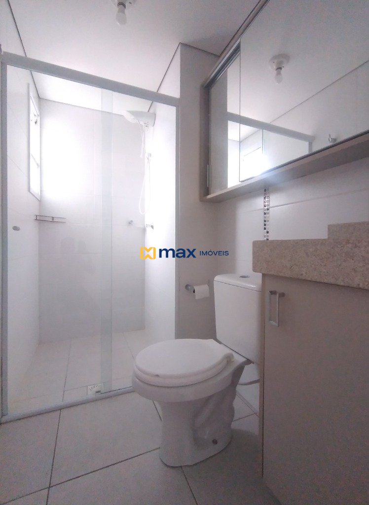 Apartamento para aluguel no Centro: Banheiro social