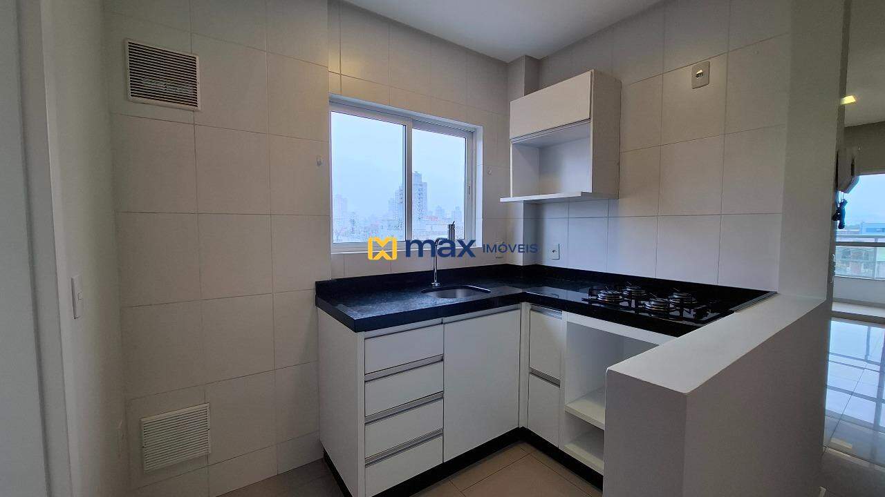 Apartamento para aluguel no São João: Cozinha