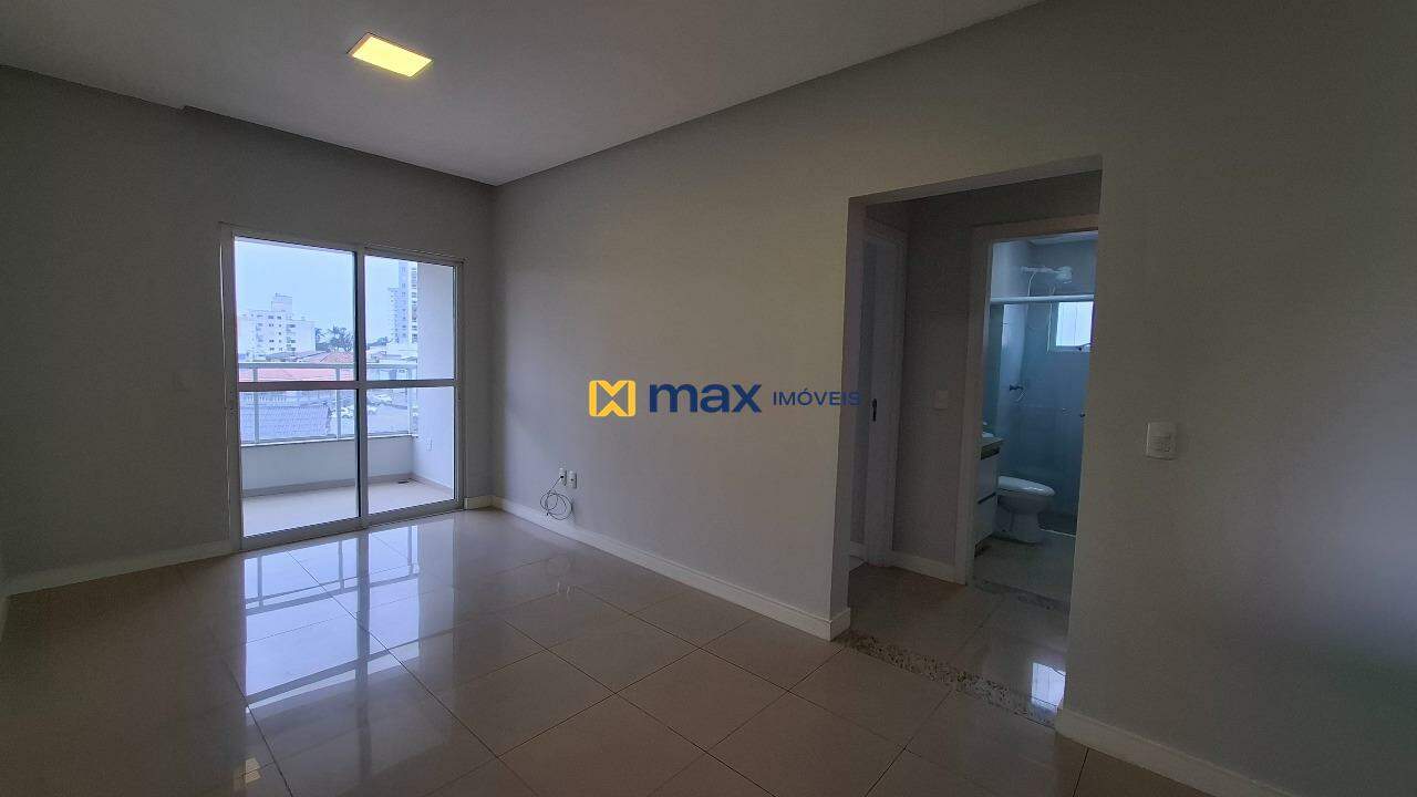 Apartamento para aluguel no São João: Sala de Estar e Jantar