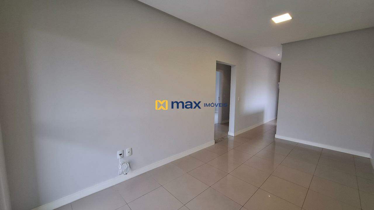 Apartamento para aluguel no São João: Sala de Estar e Jantar
