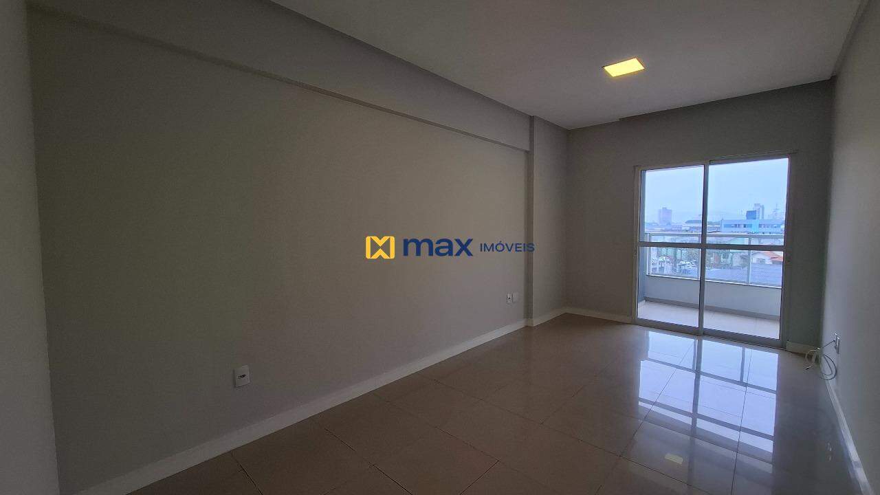Apartamento para aluguel no São João: Sala de Estar e Jantar