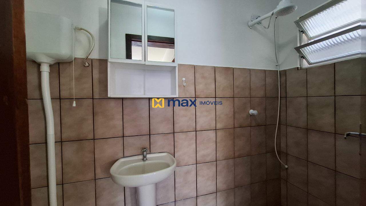 Apartamento para aluguel no Fazenda: Banheiro Social