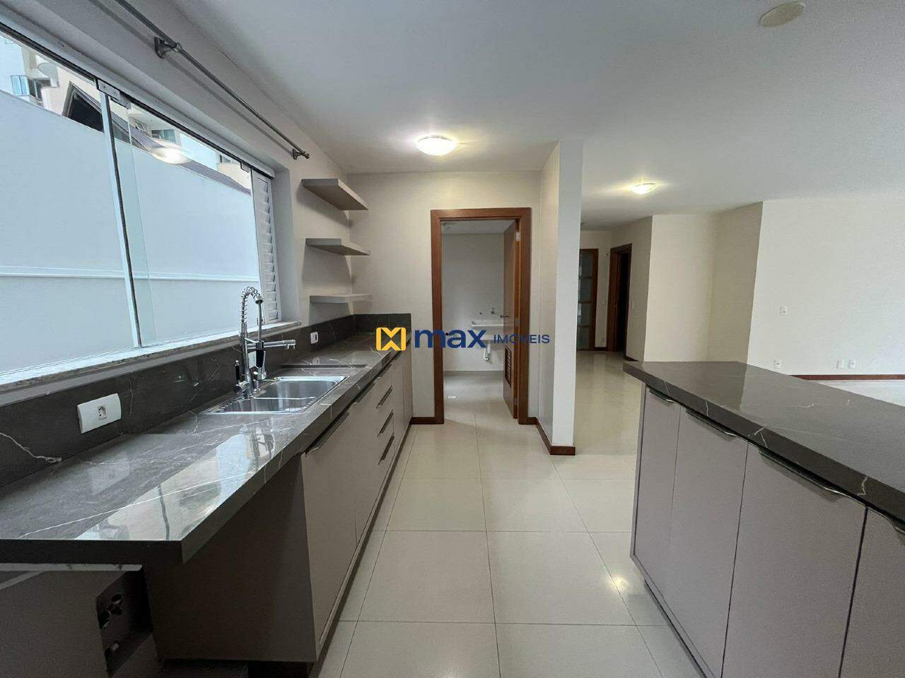 Apartamento para aluguel no Centro: 