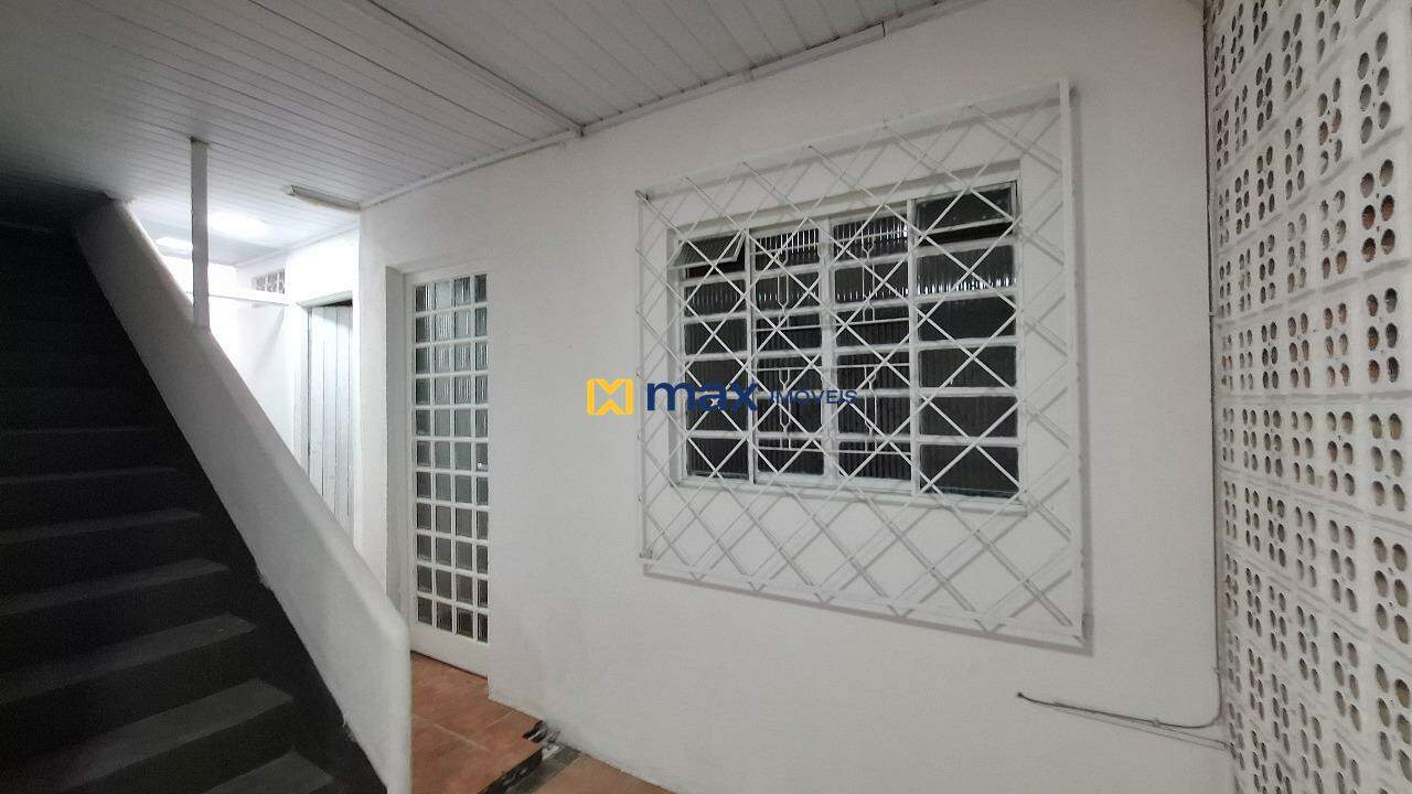 Sala para aluguel no Centro: Hall