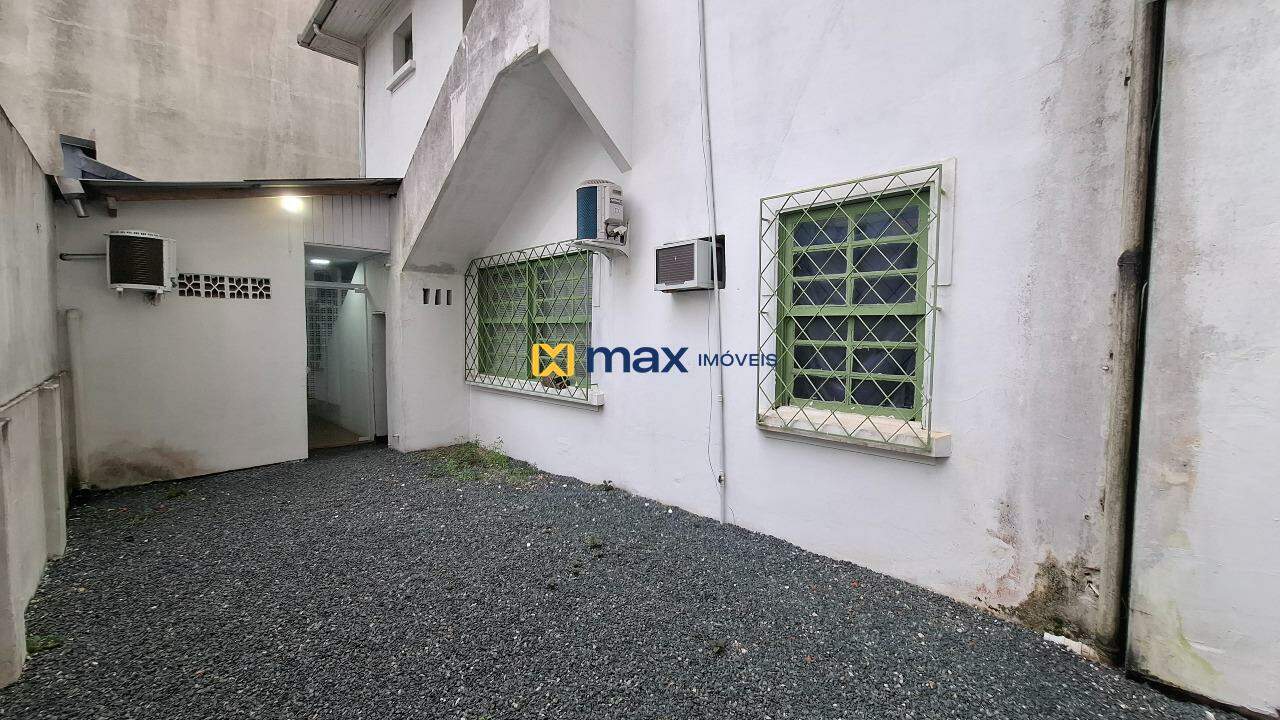 Sala para aluguel no Centro: Área Externa