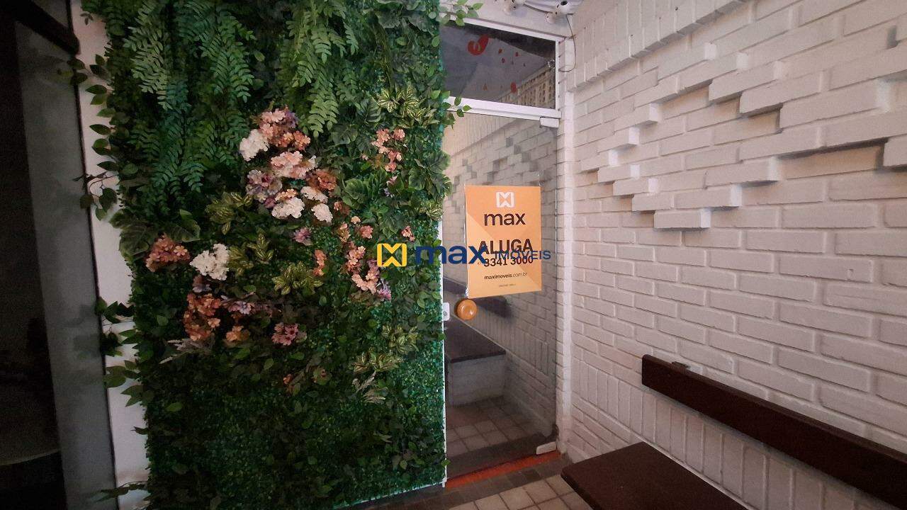 Sala para aluguel no Centro: Entrada