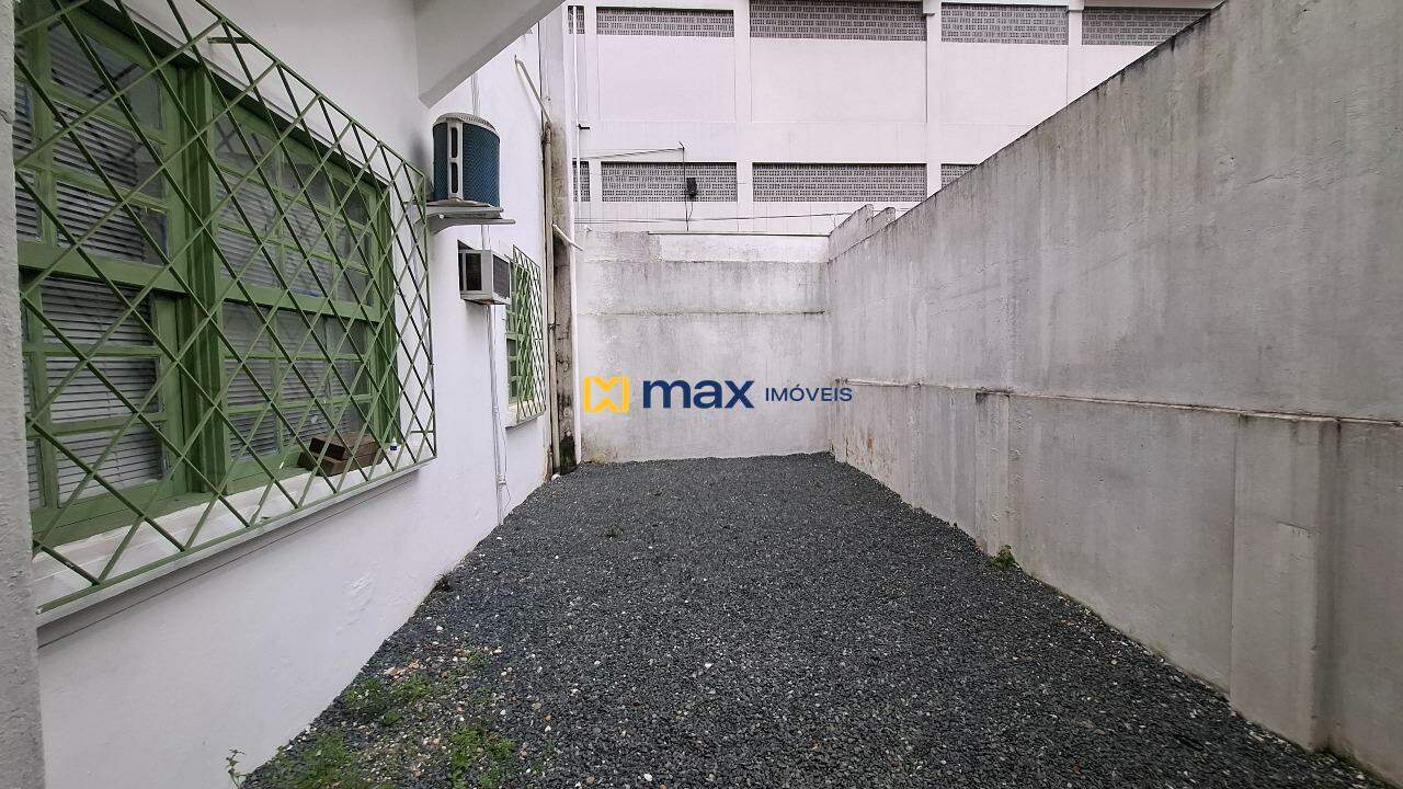 Sala para aluguel no Centro: Área Externa
