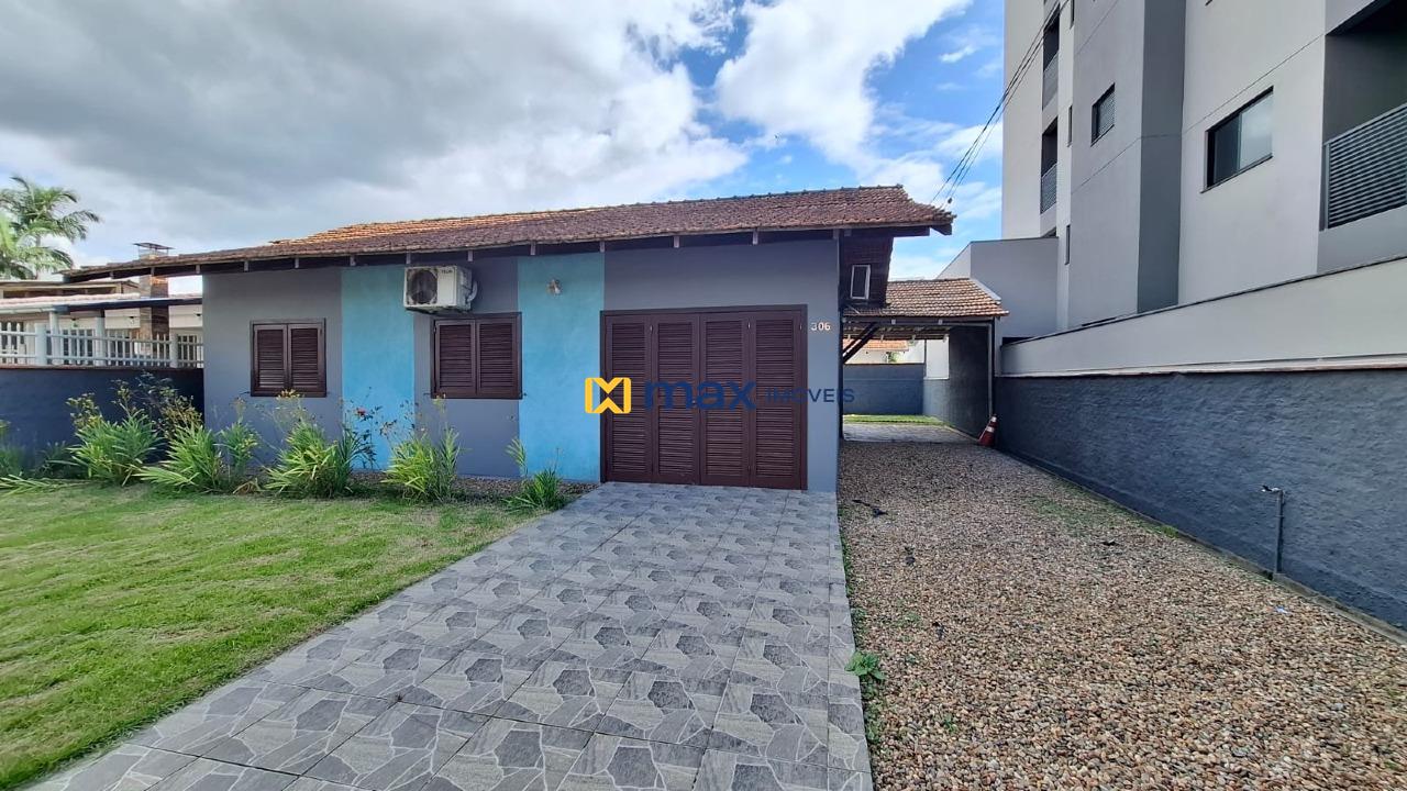 Casa para aluguel no Centro: 