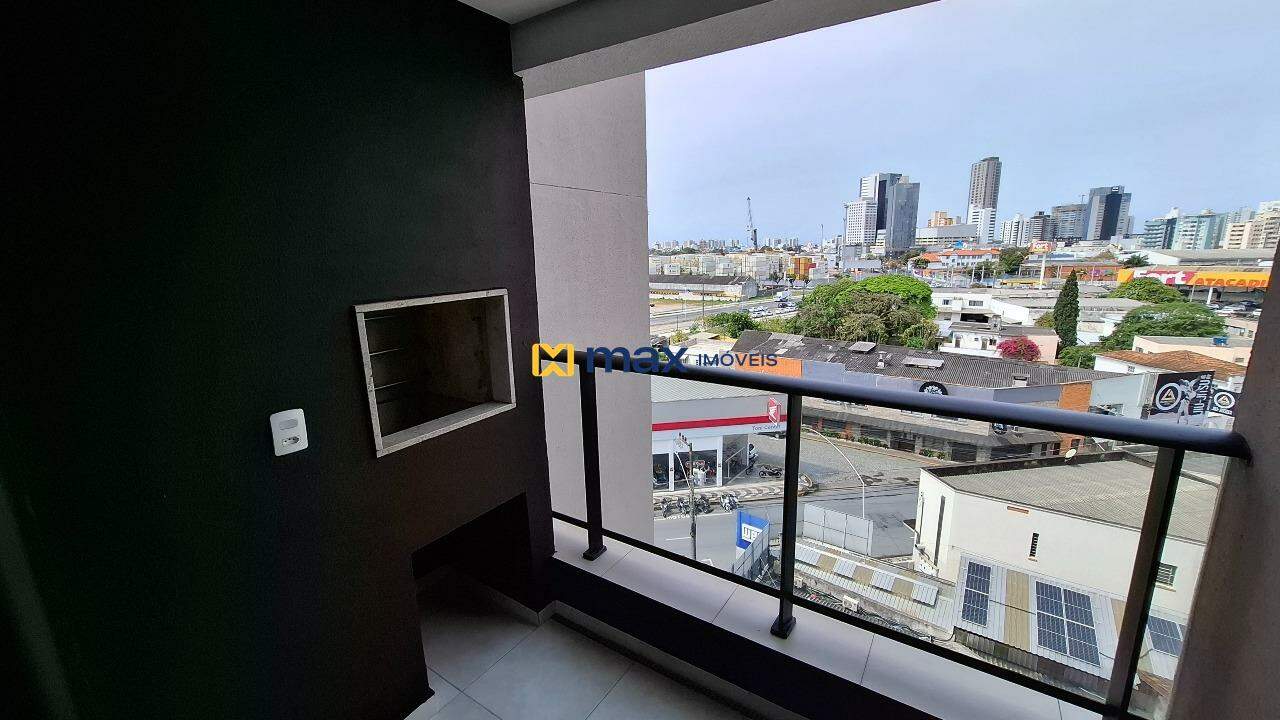 Apartamento para aluguel no Centro: Sacada