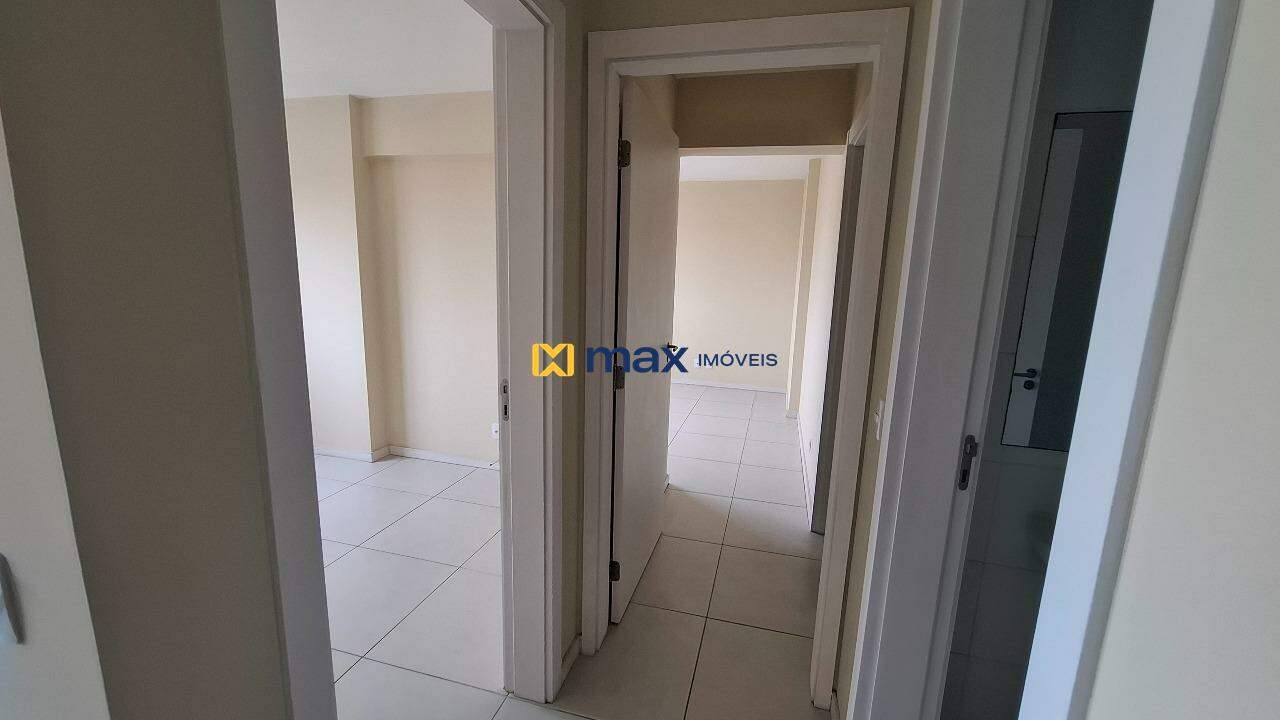 Apartamento para aluguel no Centro: Corredor