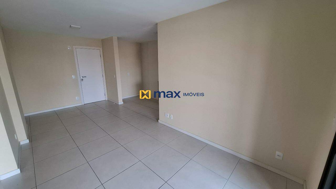 Apartamento para aluguel no Centro: Sala de Estar e Jantar
