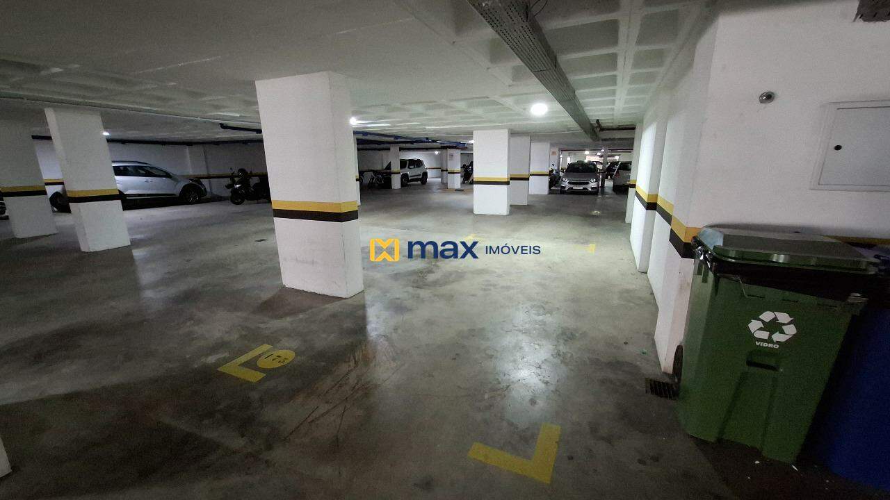 Apartamento para aluguel no Centro: Garagem