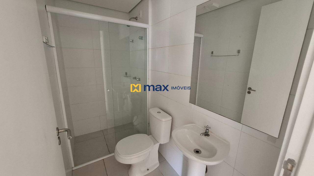 Apartamento para aluguel no Centro: Banheiro Suíte