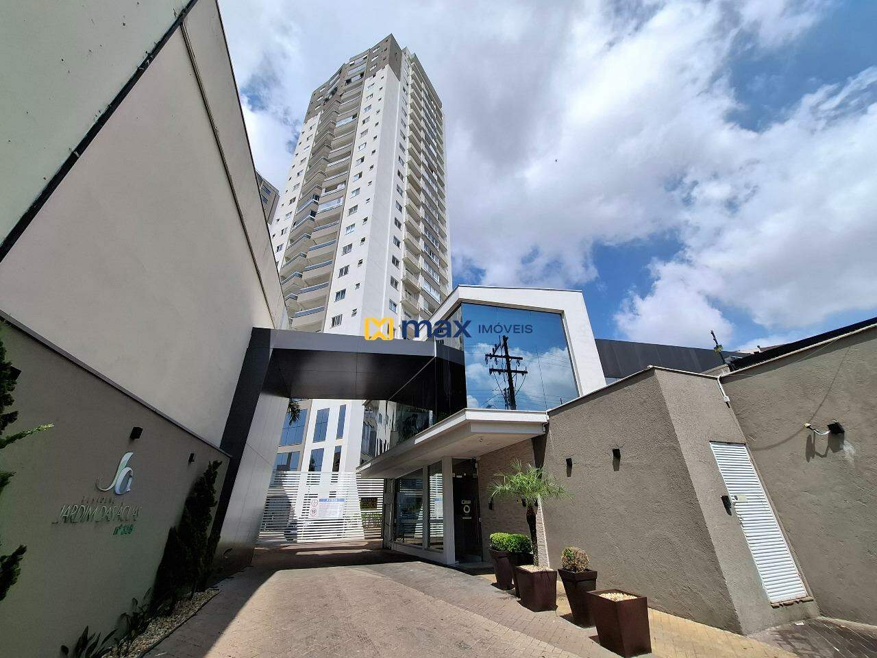 Apartamento para aluguel no Centro: Fachada