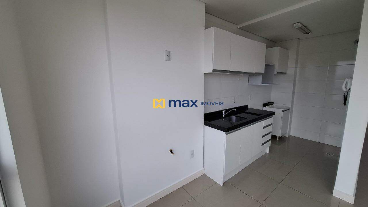 Apartamento para aluguel no Centro: Cozinha/ Lavanderia