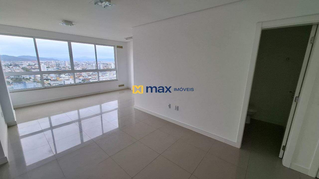 Apartamento para aluguel no Centro: Sala de Estar e Jantar