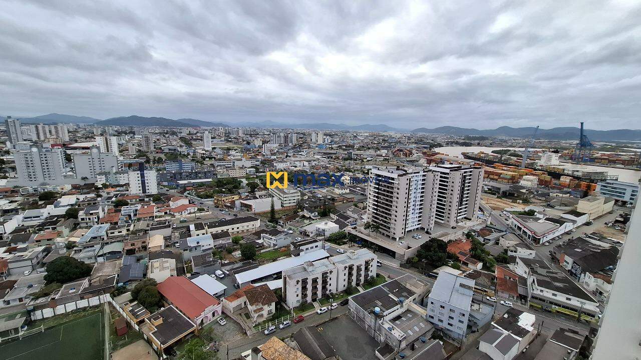 Apartamento para aluguel no Centro: Vista Sala de Estar e Jantar