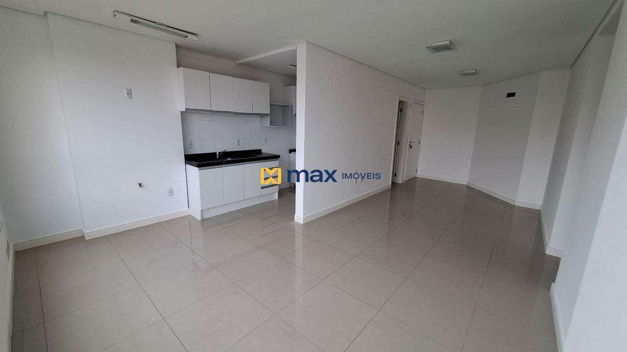 Apartamento para aluguel no Centro: Sala de Estar e Jantar