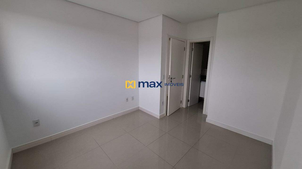 Apartamento para aluguel no Centro: Suíte 2
