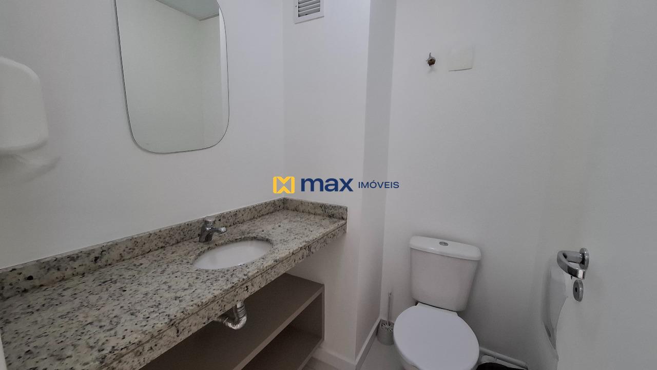 Sala para aluguel no Centro: Banheiro