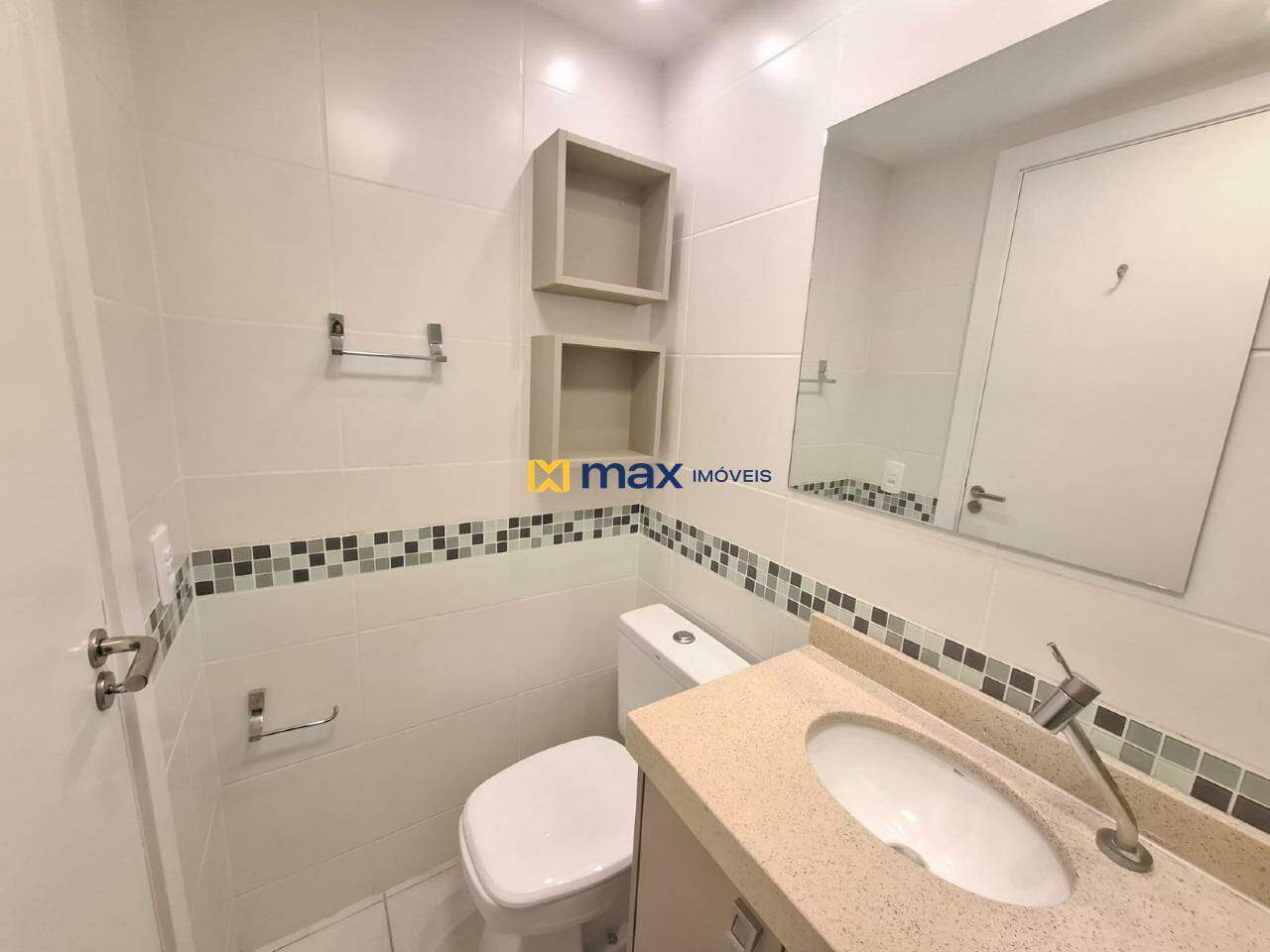 Apartamento para aluguel no Ressacada: Banheiro