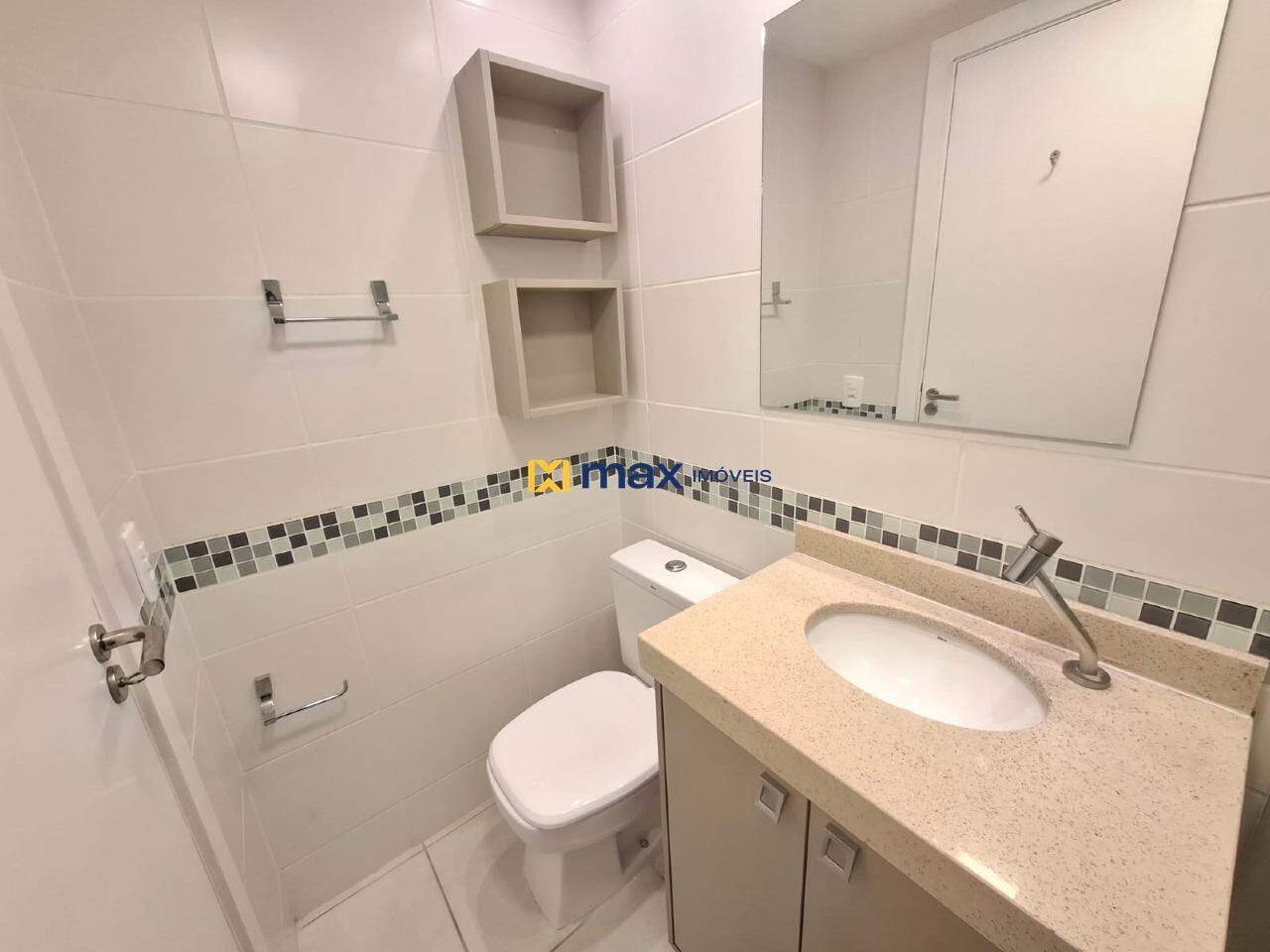 Apartamento para aluguel no Ressacada: Banheiro