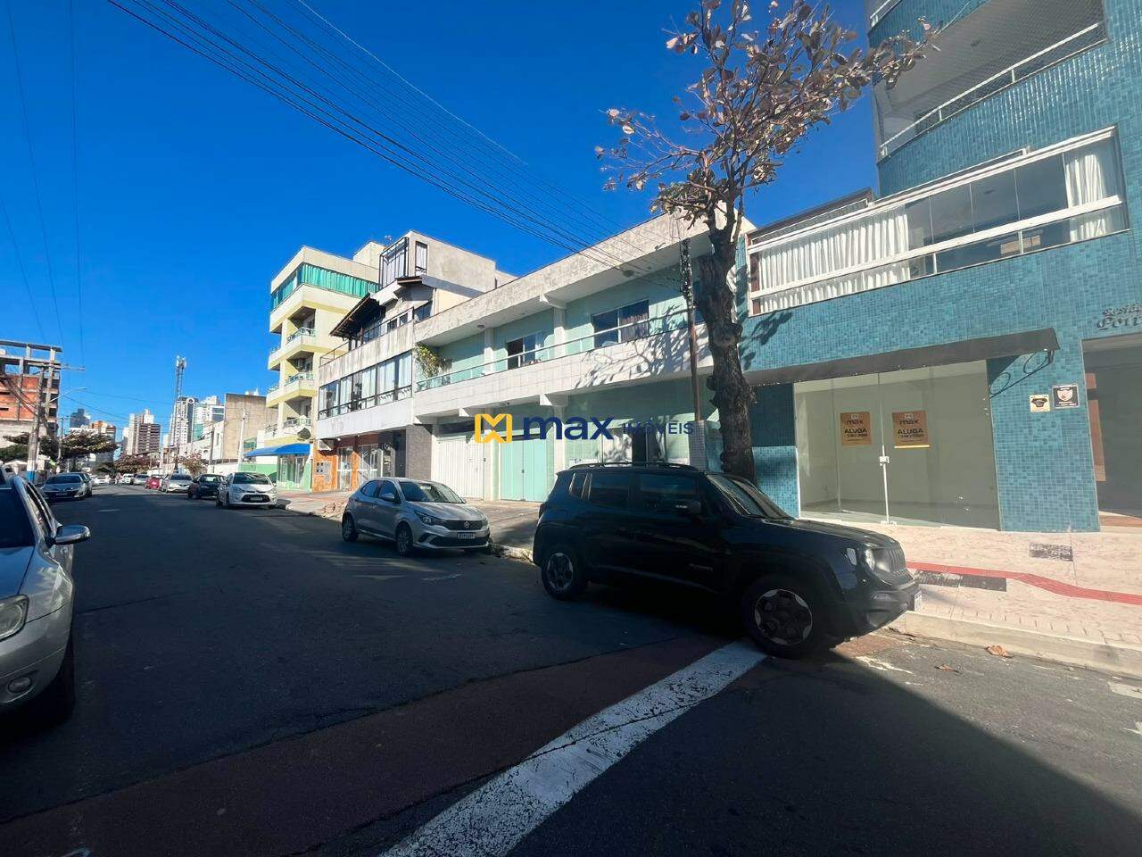 Sala para aluguel no Nações: 