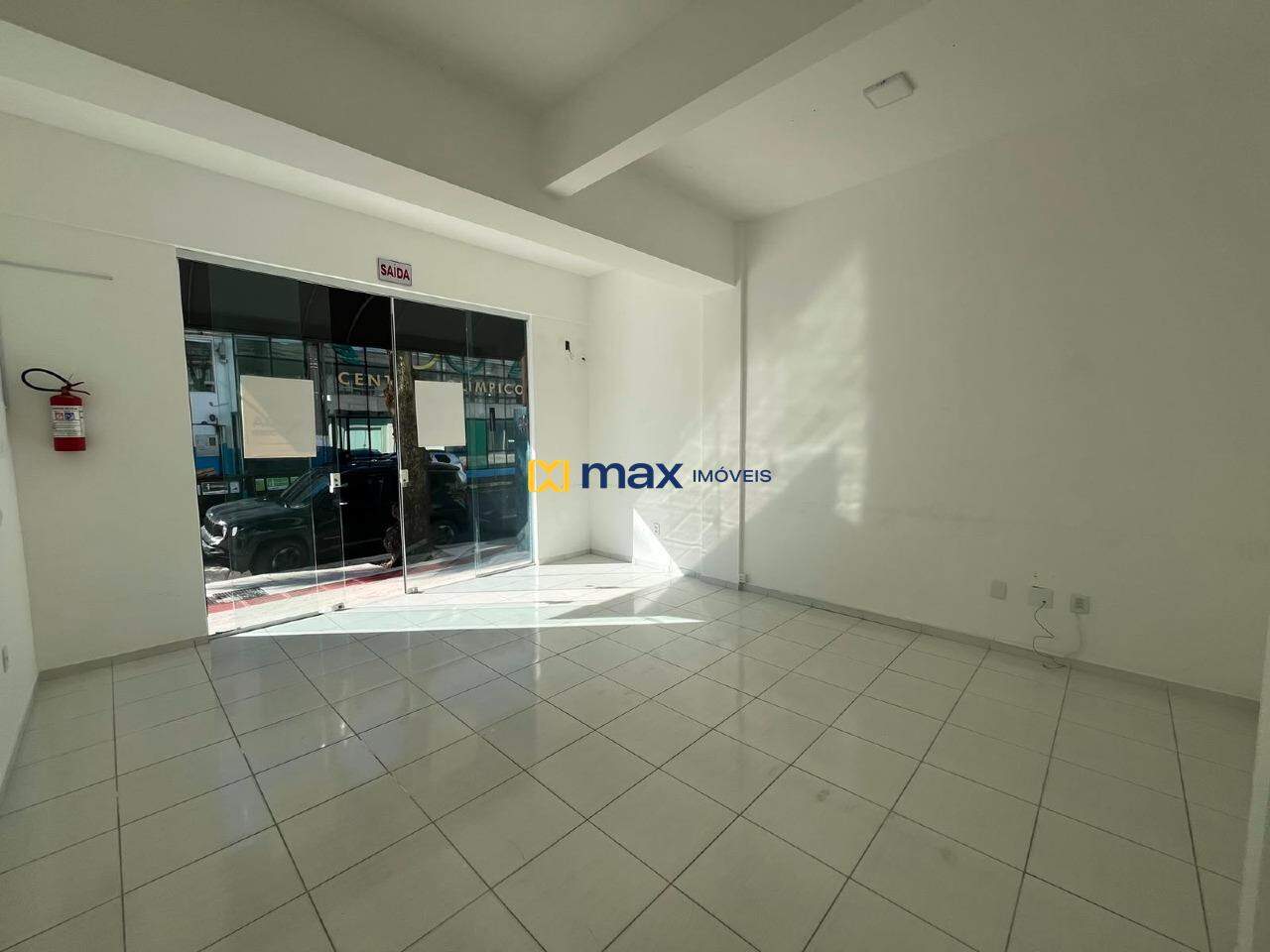 Sala para aluguel no Nações: 
