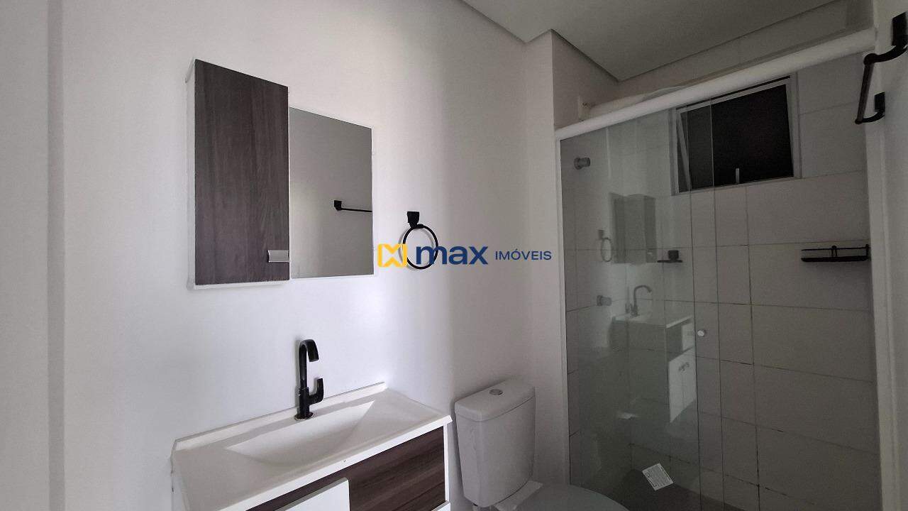 Apartamento para aluguel no Cidade Nova: Banheiro Social