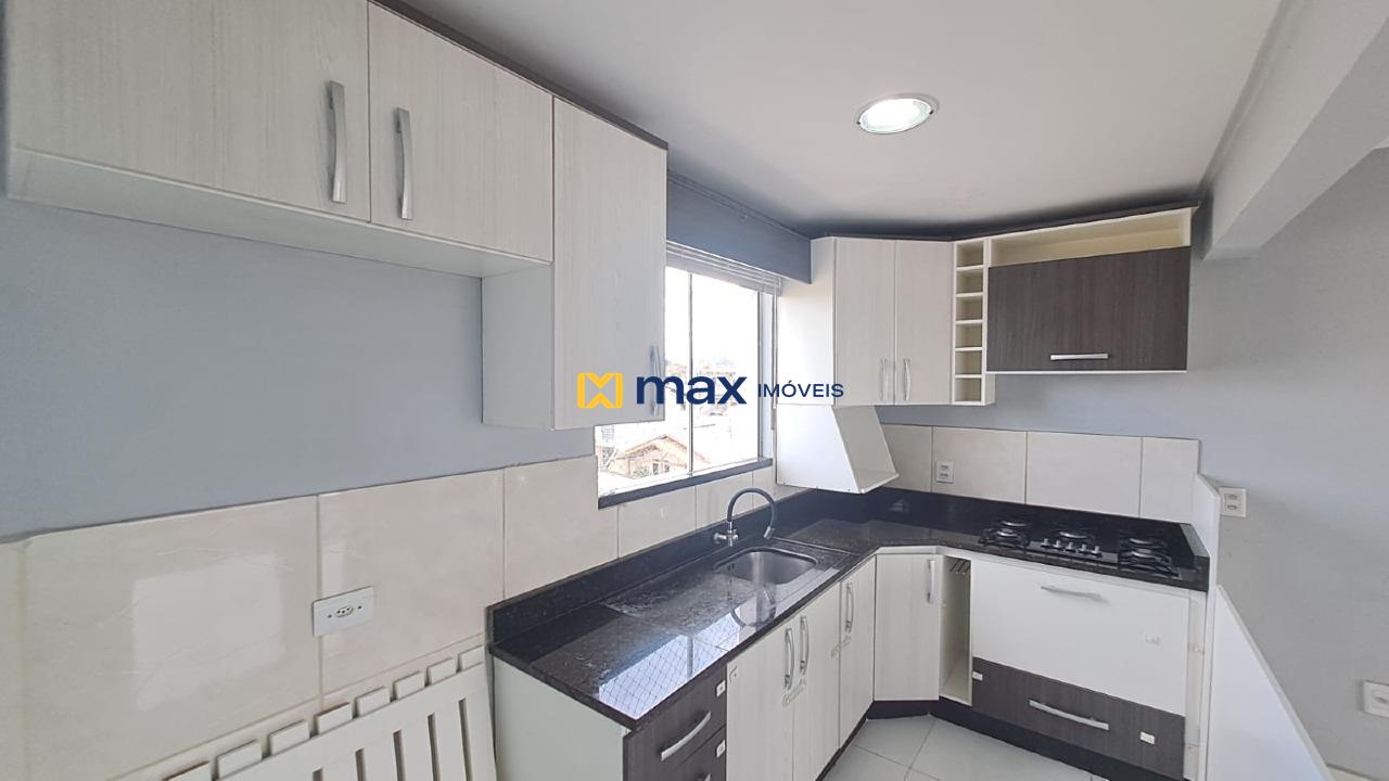 Apartamento para aluguel no Cordeiros: Cozinha