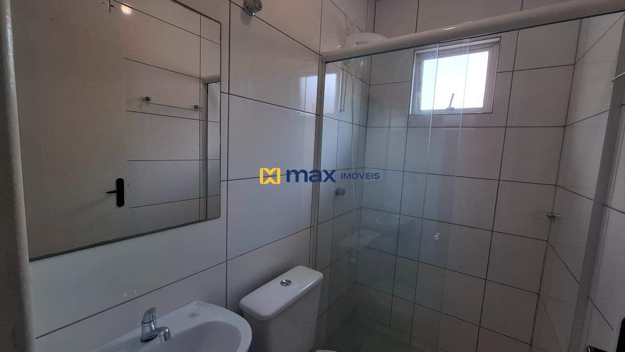 Apartamento para aluguel no São João: Banheiro Social