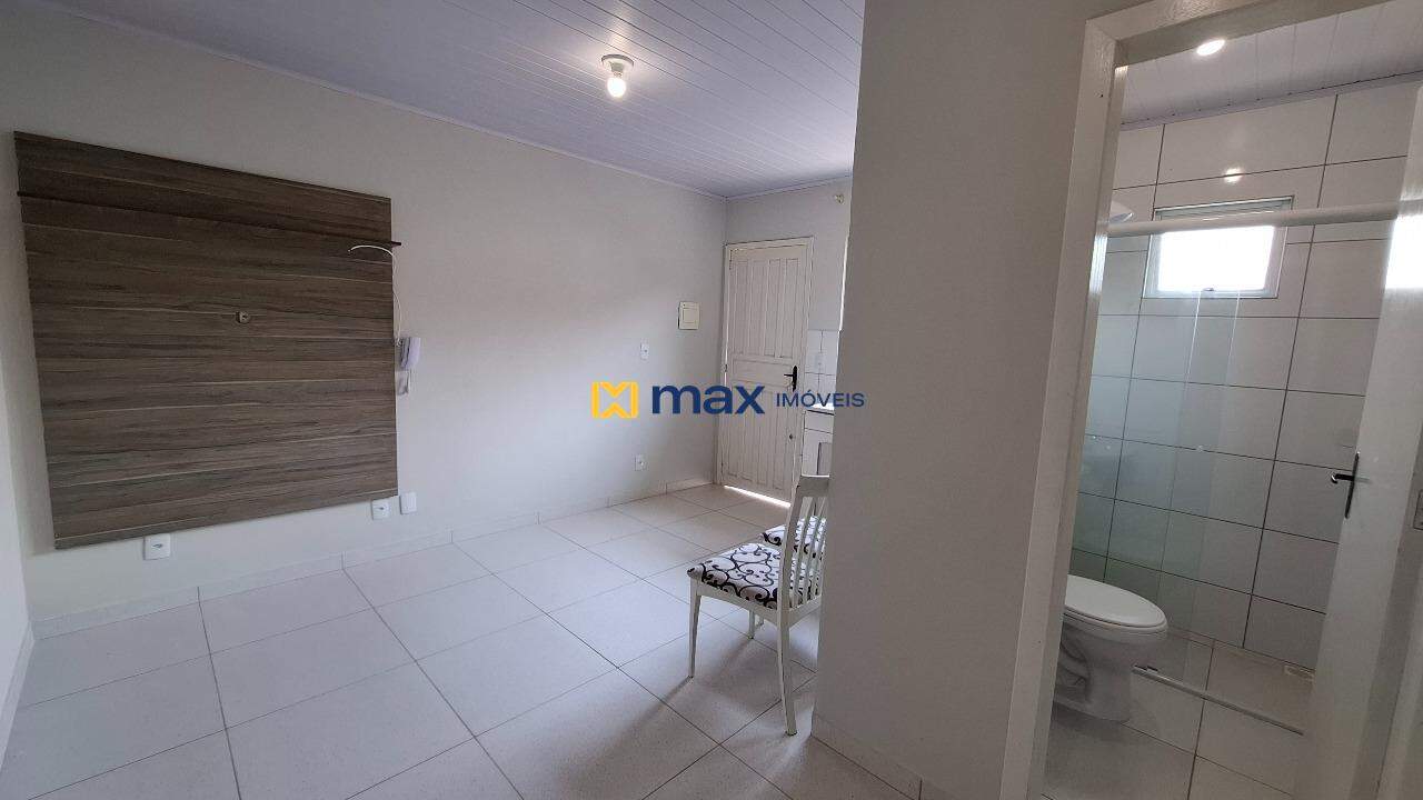 Apartamento para aluguel no São João: Cozinha/ Quarto