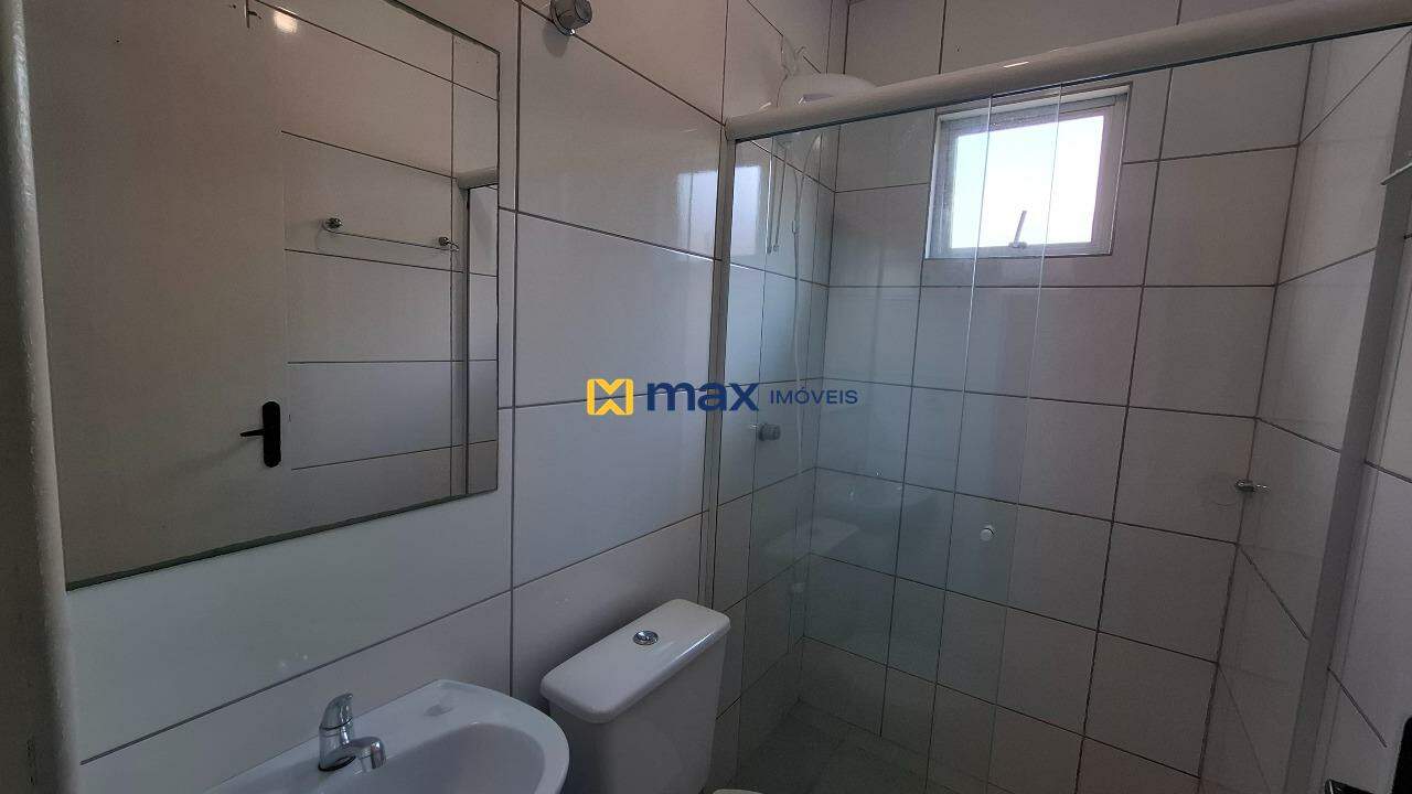 Apartamento para aluguel no São João: Banheiro Social