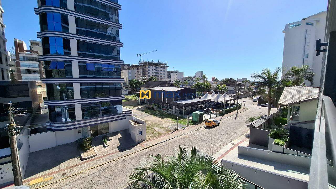 Apartamento para aluguel no Praia Brava: Vista Sacada