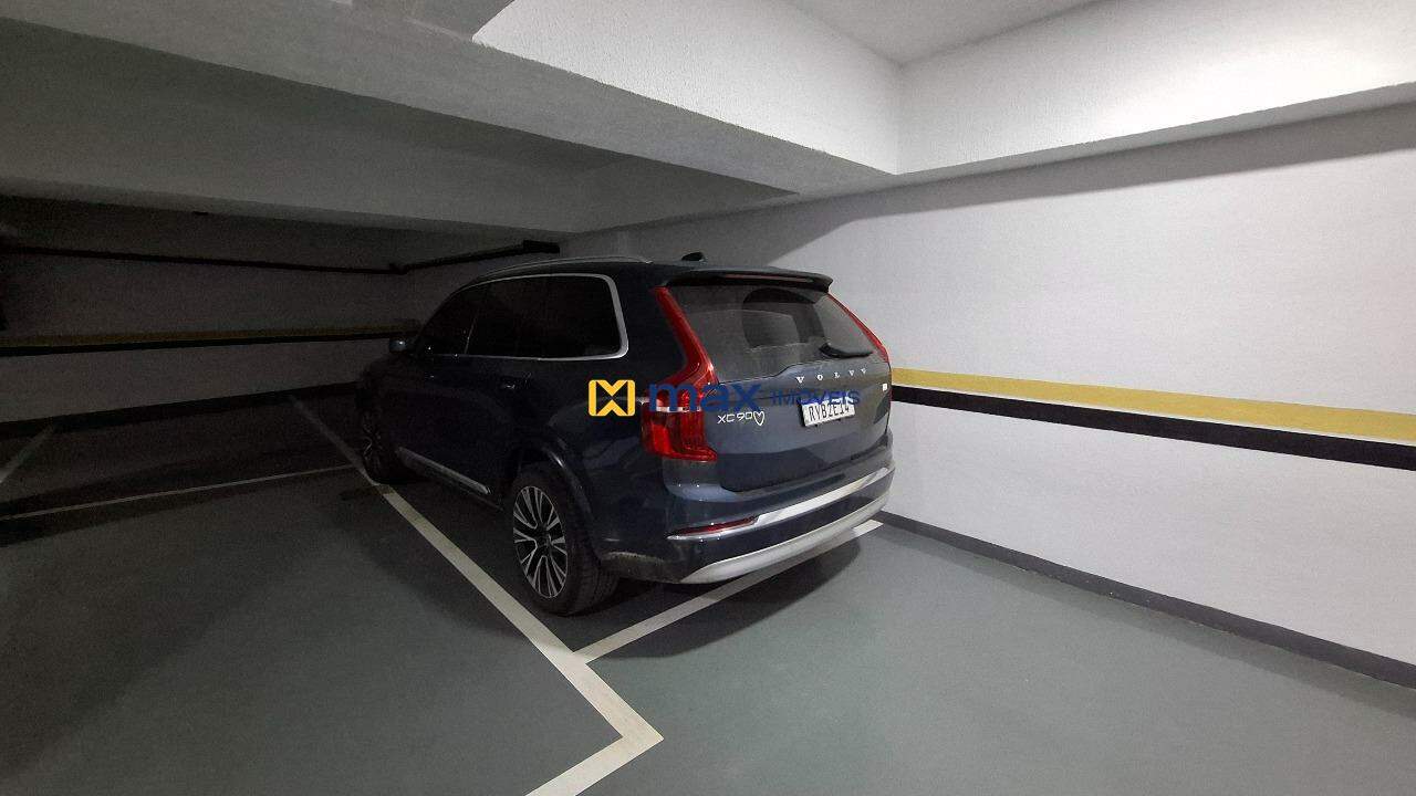Apartamento para aluguel no Praia Brava: Garagem