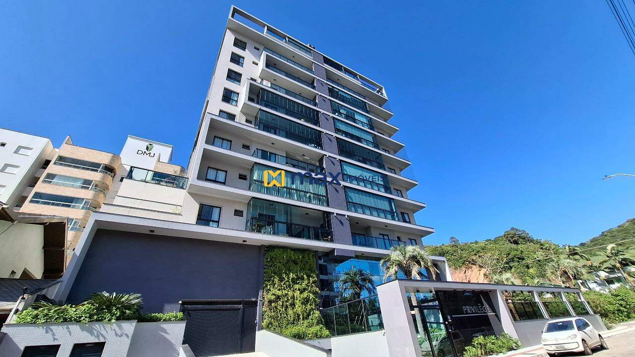 Apartamento para aluguel no Praia Brava: Fachada