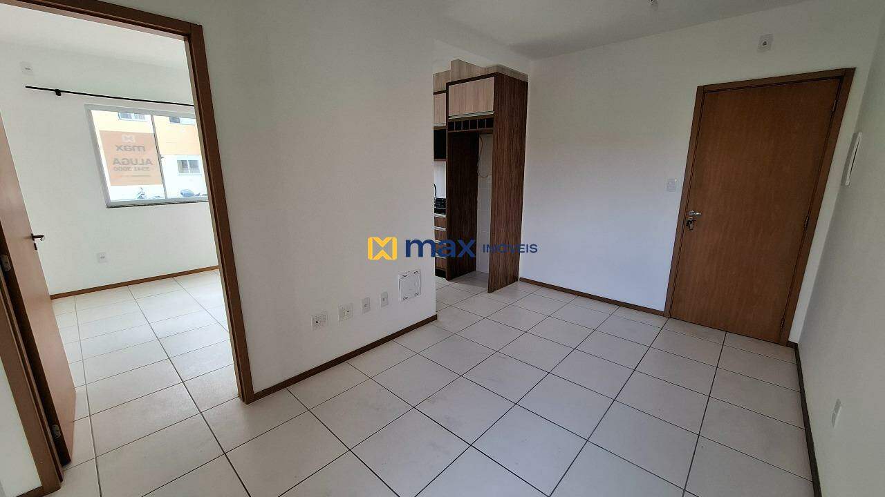 Apartamento para aluguel no Itaipava: Sala de Estar e Jantar