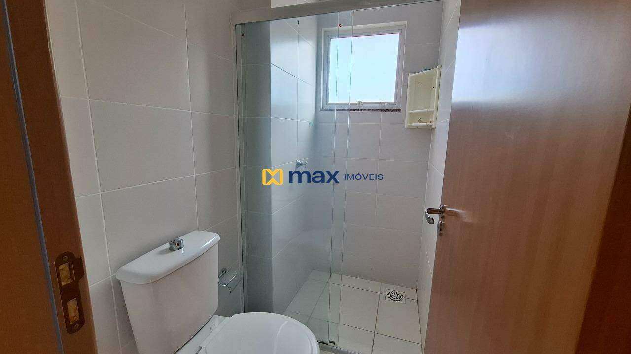 Apartamento para aluguel no Itaipava: Banheiro Social