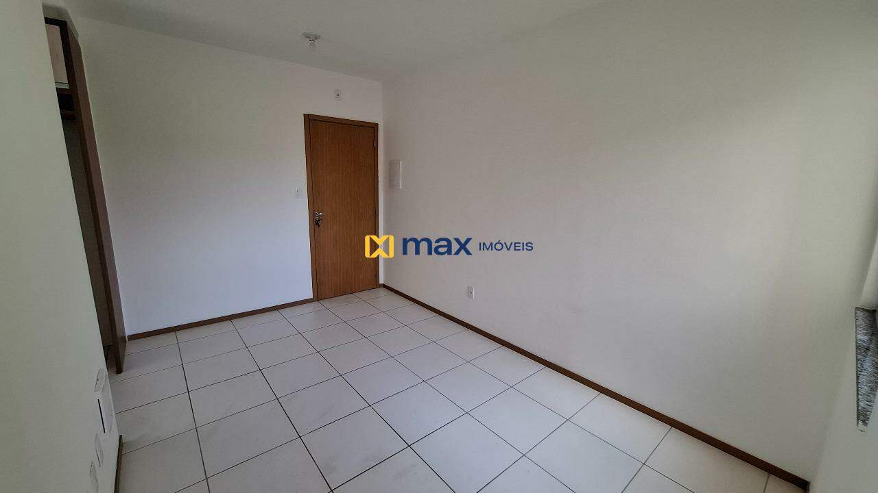 Apartamento para aluguel no Itaipava: Sala de Estar e Jantar