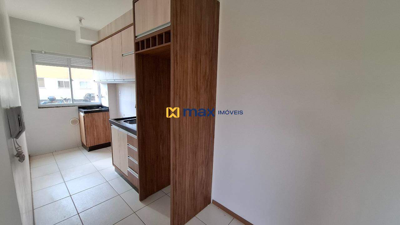 Apartamento para aluguel no Itaipava: Cozinha/ Lavanderia