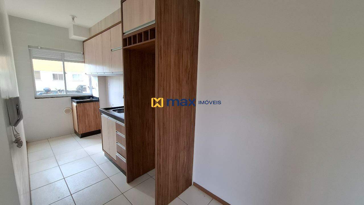 Apartamento para aluguel no Itaipava: Cozinha/ Lavanderia