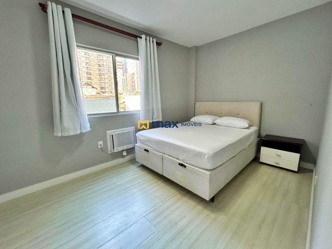 Apartamento para aluguel no Centro: Suíte