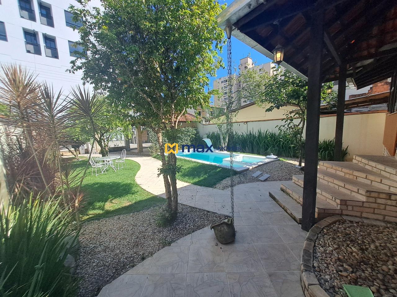 Casa para aluguel no Centro: Jardim