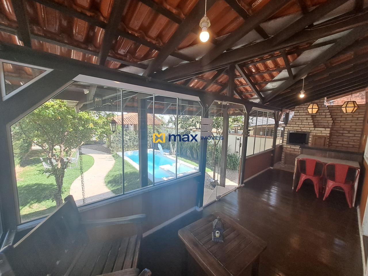 Casa para aluguel no Centro: Varanda