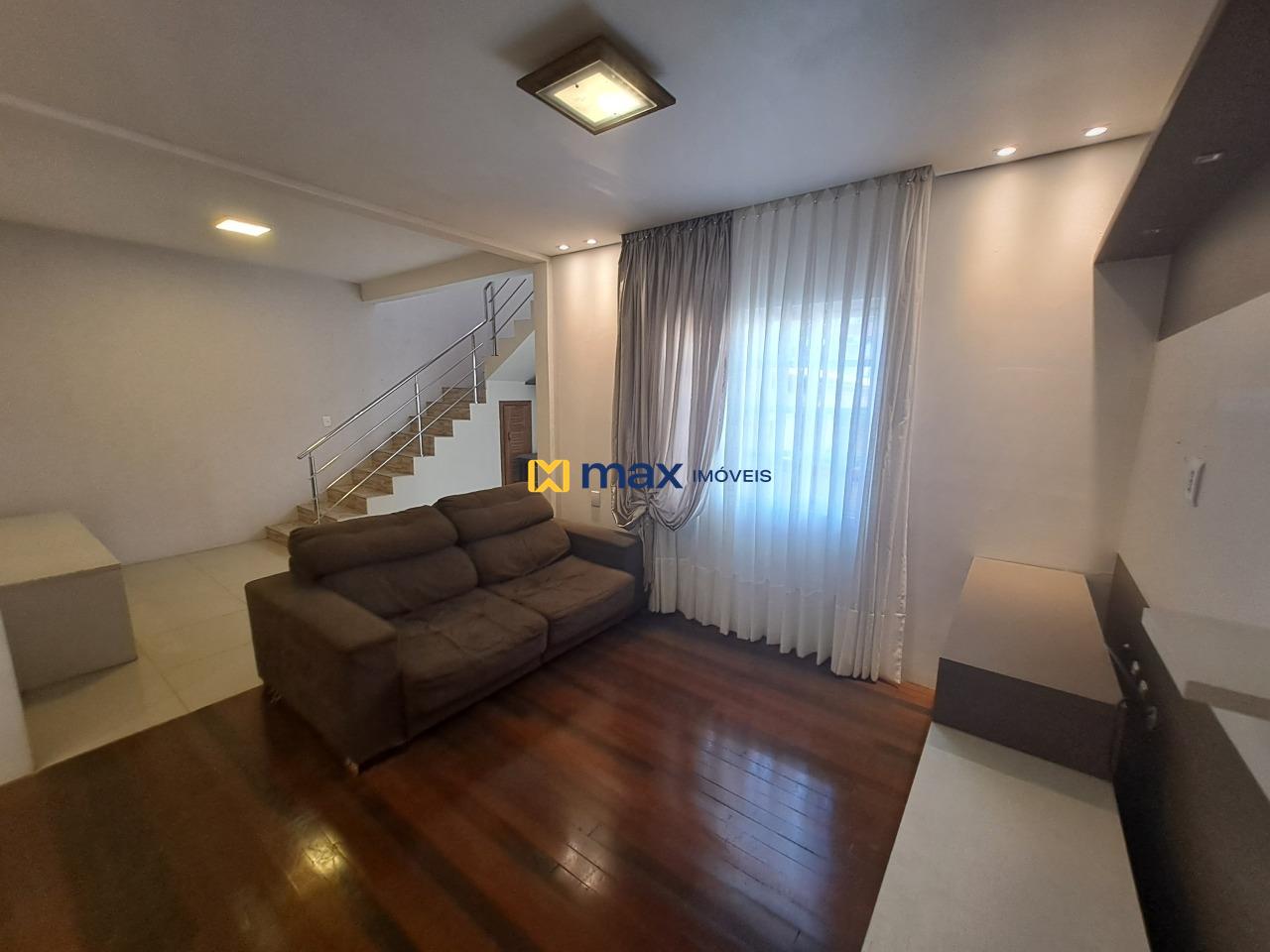 Casa para aluguel no Centro: Sala de Estar